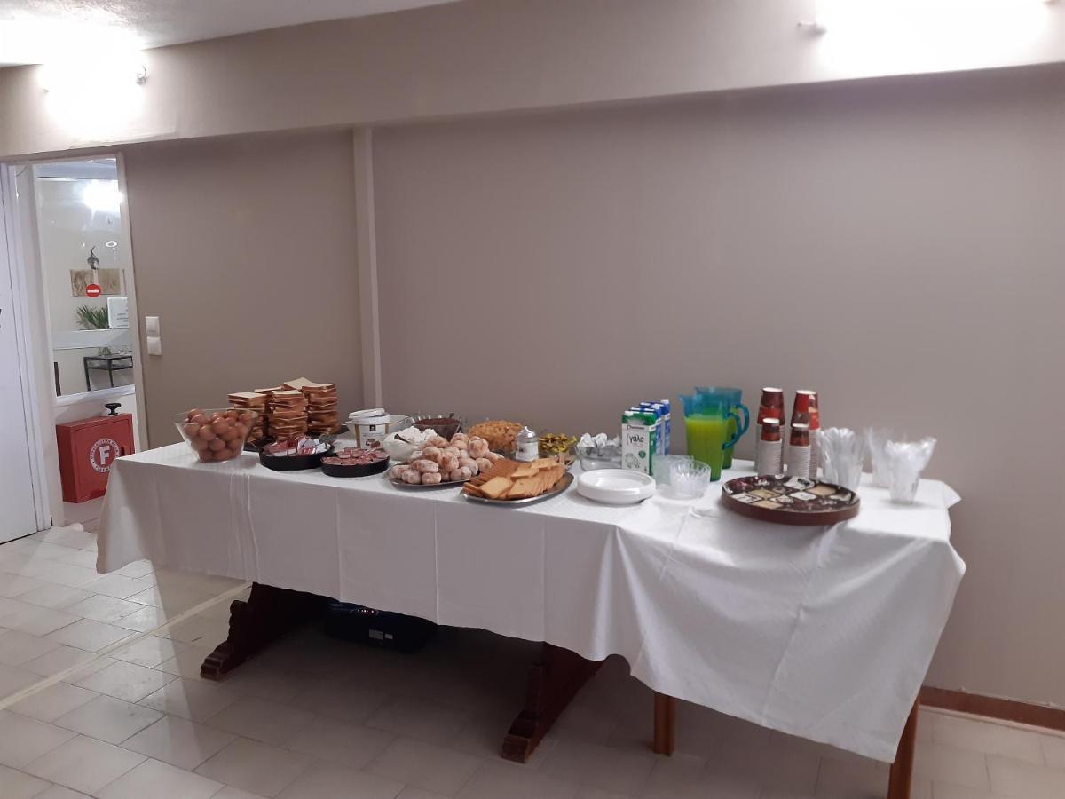 Faros Apartments Artemida  Ngoại thất bức ảnh
