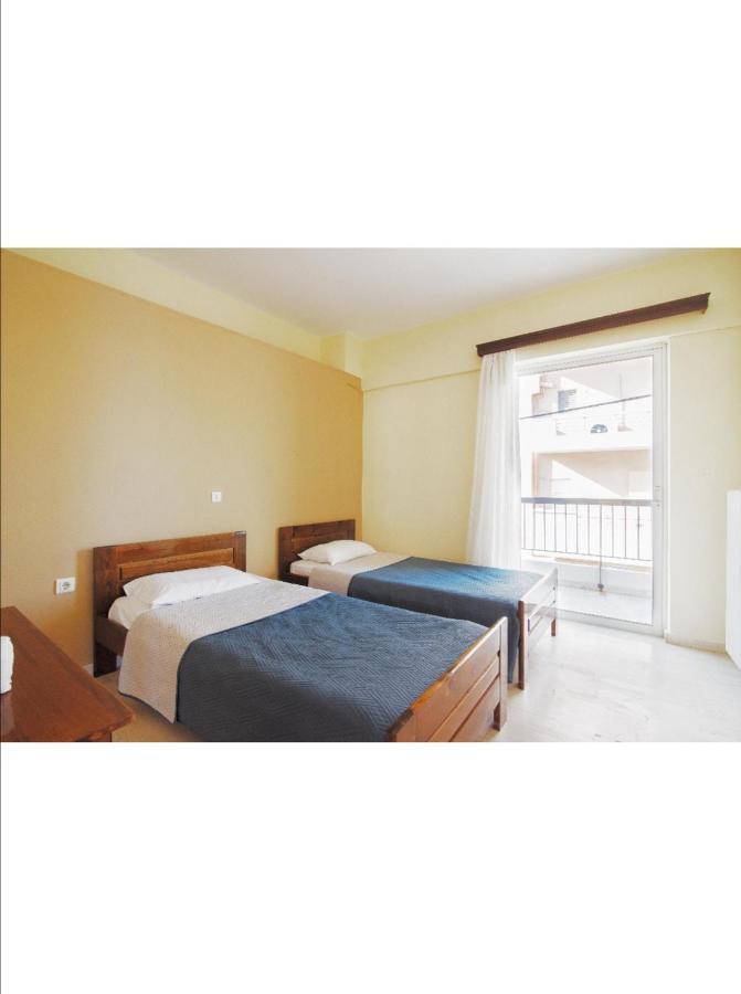 Faros Apartments Artemida  Ngoại thất bức ảnh