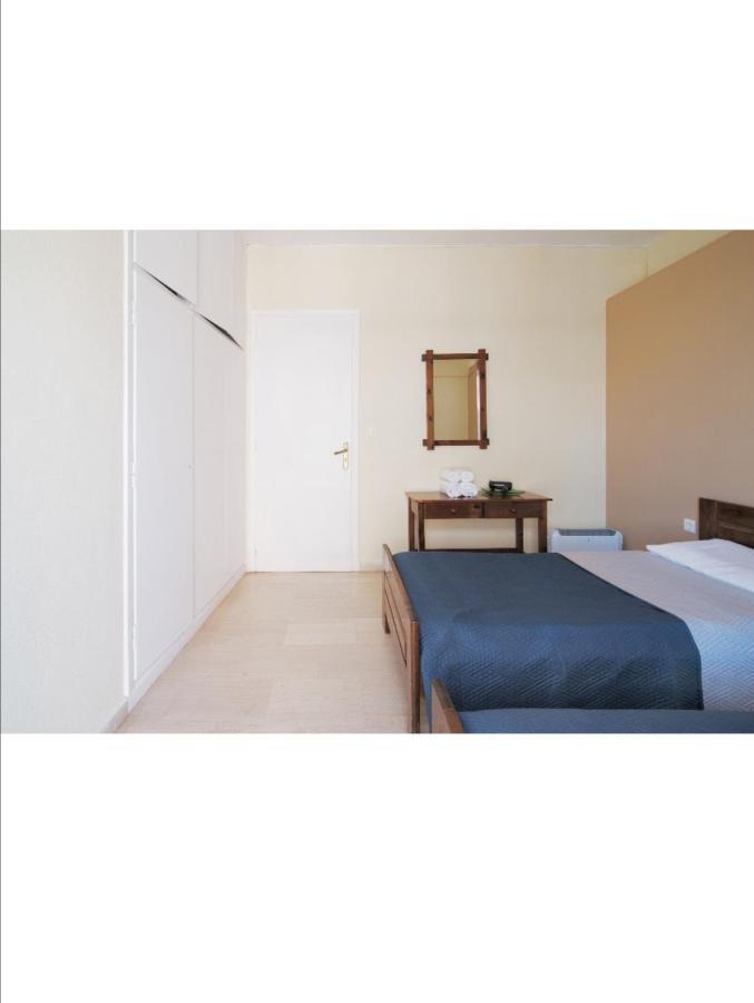 Faros Apartments Artemida  Ngoại thất bức ảnh