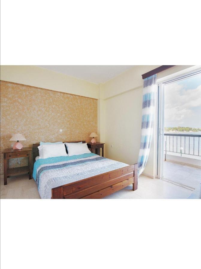 Faros Apartments Artemida  Ngoại thất bức ảnh