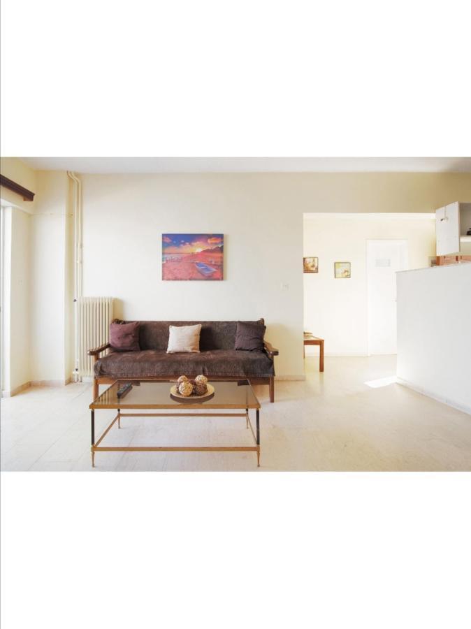 Faros Apartments Artemida  Ngoại thất bức ảnh