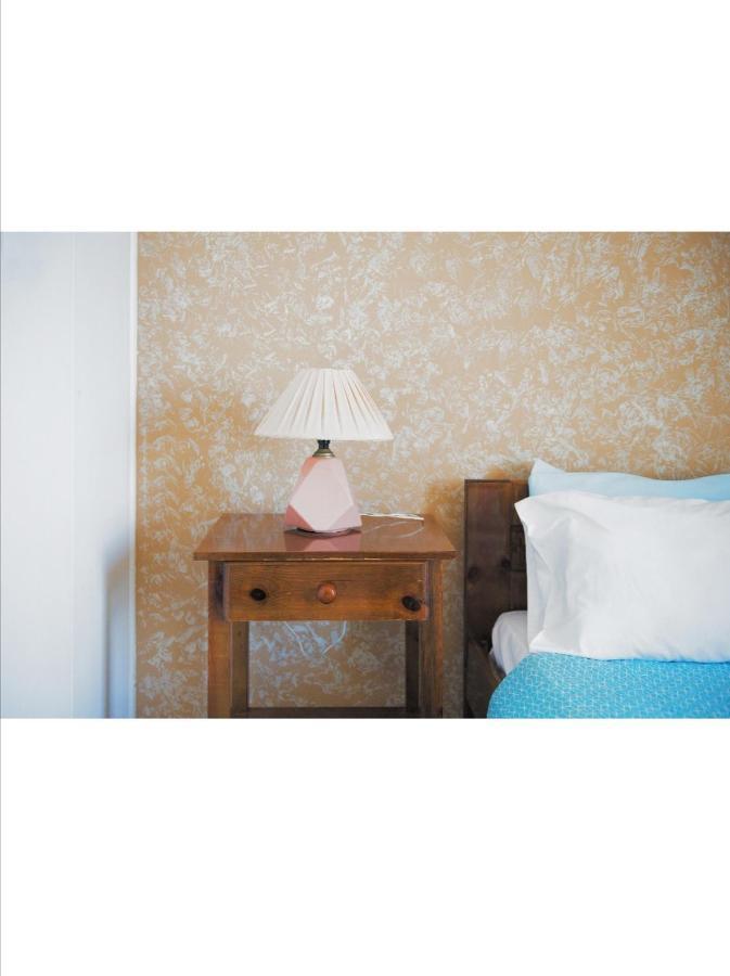 Faros Apartments Artemida  Ngoại thất bức ảnh